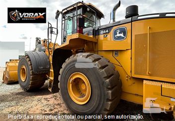 Pá Carregadeira John Deere 844P