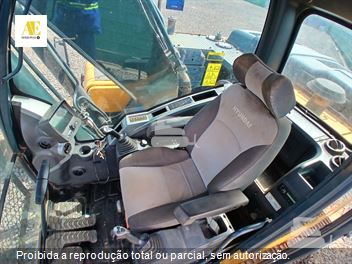 Escavadeira Hyundai R260LC-9