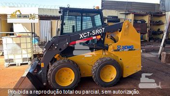Mini-Carregadeira XCMG XC7-SR07