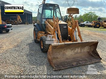 Retro Escavadeira Case 580L
