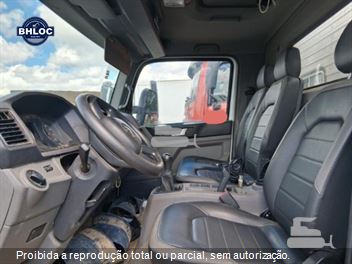 Caminhão Volkswagen 11-180 Delivery 2p (diesel)(E5)