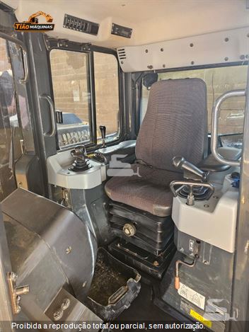 Trator de Esteira Komatsu D51-EX