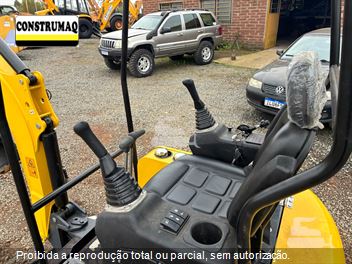 Mini-Escavadeira ST-MAQ S16