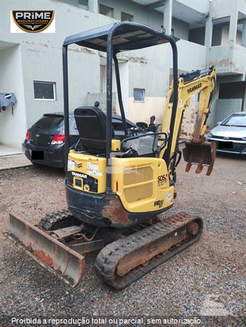 Mini-Escavadeira Yanmar Vio17