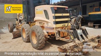 Motoniveladora New Holland RG170B