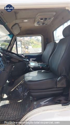 Caminhão Volkswagen 8-120/8-120 euro3 Worker 2p (Diesel)