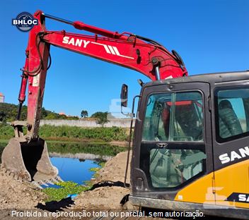 Escavadeira Sany SY135C