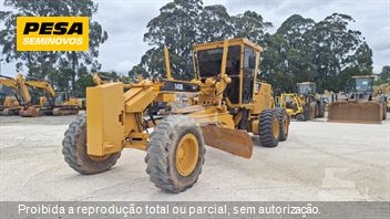Motoniveladora Caterpillar 140K