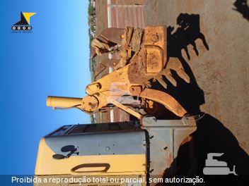 Motoniveladora Komatsu GD555-3