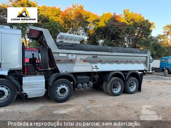 Caminhão Volvo VM 270 8x2 2p (Diesel) (E5)