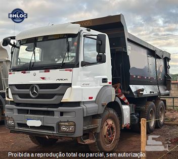 Caminhão Mercedes-Benz Axor 4144 K 6x4 2p (Diesel) (E5)