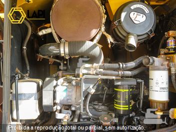 Pá Carregadeira Komatsu WA200