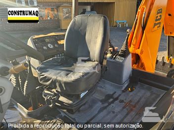 Retro Escavadeira JCB 214E.1