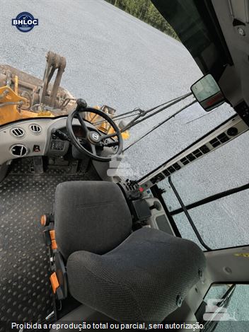 Pá Carregadeira Volvo L60F