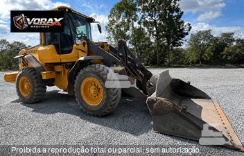 Pá Carregadeira Volvo L60F