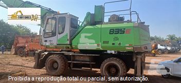 Escavadeira Sennebogen 835