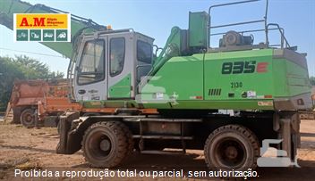Escavadeira Sennebogen 835