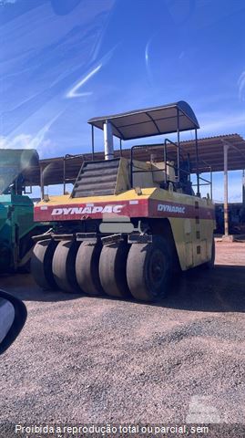 Rolo Compactador Dynapac CP271