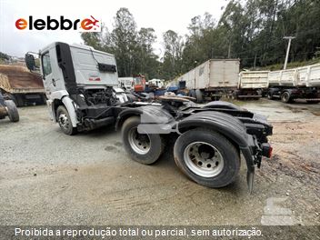 Caminhão Volkswagen 26-260 E Constellation 6x4 3-Eixos 2p (Diesel)