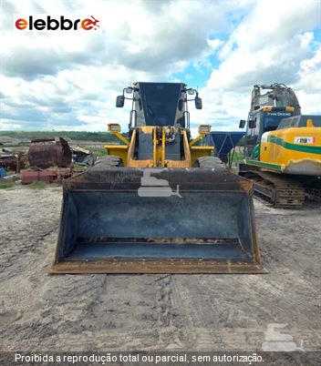 Pá Carregadeira Komatsu WA320