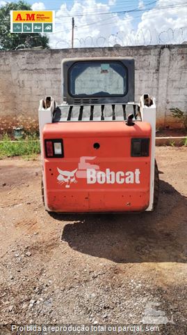 Mini-Carregadeira Bobcat S130