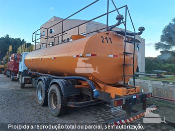 Caminhão Mercedes-Benz 2726 6x4 2p (diesel)