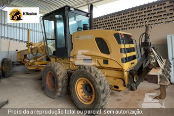 Motoniveladora New Holland RG140B