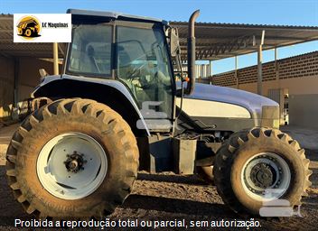 Trator Agrícola New Holland TM7010