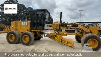 Motoniveladora Caterpillar 140K