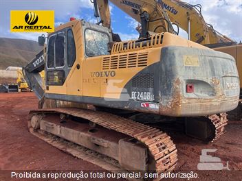 Escavadeira Volvo EC240BLC