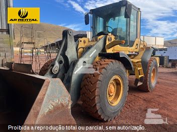 Pá Carregadeira Volvo L90F