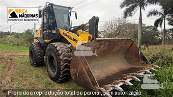 Pá Carregadeira New Holland W130 B