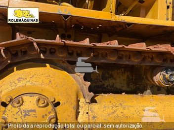 Trator de Esteira Caterpillar D4E