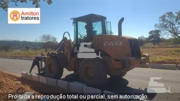 Pá Carregadeira Case 521D