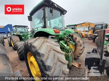 Trator Agrícola John Deere 7200J