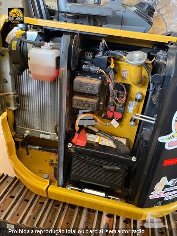 Motoniveladora Caterpillar 12K