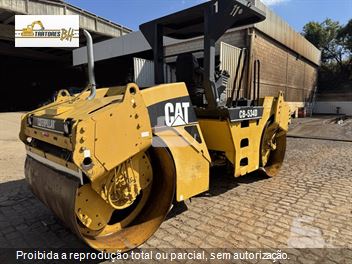 Rolo Compactador Caterpillar CB-534D
