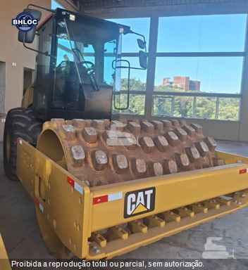 Rolo Compactador Caterpillar CP-54B