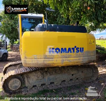 Escavadeira Komatsu PC160