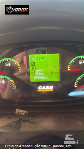 Pá Carregadeira Case 621E