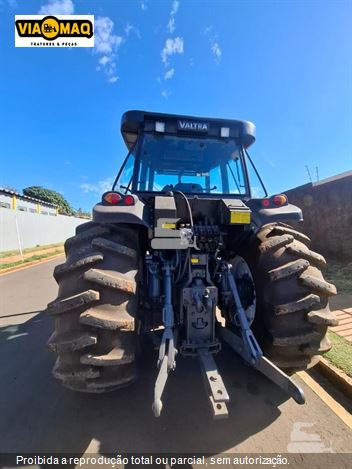 Trator Agrícola Valtra BH185