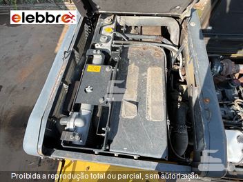 Escavadeira Komatsu PC500
