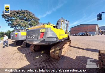 Escavadeira Volvo EC210BLC