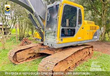 Escavadeira Volvo EC210BLC