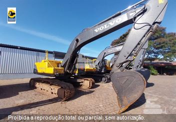 Escavadeira Volvo EC210BLC