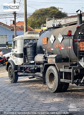 Caminhão Mercedes-Benz 1113 2-Eixos 2p (diesel)