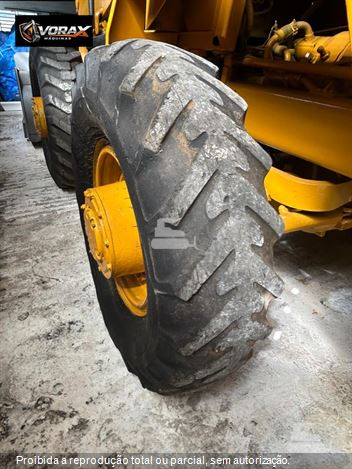 Pá Carregadeira Michigan 75III