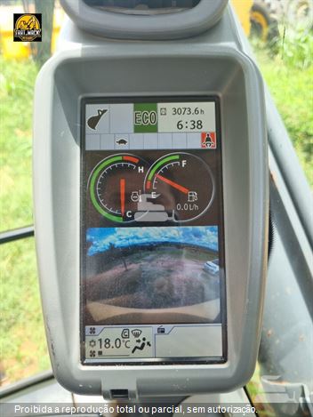 Escavadeira John Deere 210GLC