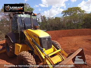 Retro Escavadeira New Holland B95B