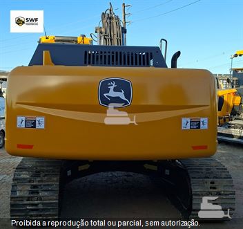 Escavadeira John Deere 210GLC